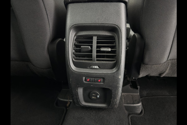 Ford Kuga 2.5 PHEV Titanium (Plug-in) (INCL-BTW) *DIGI-COCKPIT | ADAPTIVE-CRUISE | BLINDSPOT | PARK-PILOT | CAMERA | NAVI-FULLMAP | HEATED-SEATS | COMFORT-SEATS | ECC | CARPLAY | PDC | DAB | LANE-ASSIST | TOWBAR | 18''ALU*