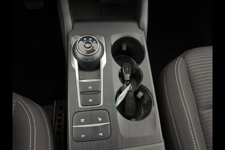 Ford Kuga 2.5 PHEV Titanium (Plug-in) (INCL-BTW) *DIGI-COCKPIT | ADAPTIVE-CRUISE | BLINDSPOT | PARK-PILOT | CAMERA | NAVI-FULLMAP | HEATED-SEATS | COMFORT-SEATS | ECC | CARPLAY | PDC | DAB | LANE-ASSIST | TOWBAR | 18''ALU*