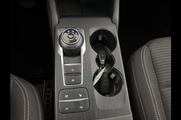 Ford Kuga 2.5 PHEV Titanium (Plug-in) (INCL-BTW) *DIGI-COCKPIT | ADAPTIVE-CRUISE | BLINDSPOT | PARK-PILOT | CAMERA | NAVI-FULLMAP | HEATED-SEATS | COMFORT-SEATS | ECC | CARPLAY | PDC | DAB | LANE-ASSIST | TOWBAR | 18''ALU*
