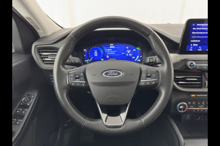 Ford Kuga 2.5 PHEV Titanium (Plug-in) (INCL-BTW) *DIGI-COCKPIT | ADAPTIVE-CRUISE | BLINDSPOT | PARK-PILOT | CAMERA | NAVI-FULLMAP | HEATED-SEATS | COMFORT-SEATS | ECC | CARPLAY | PDC | DAB | LANE-ASSIST | TOWBAR | 18''ALU*