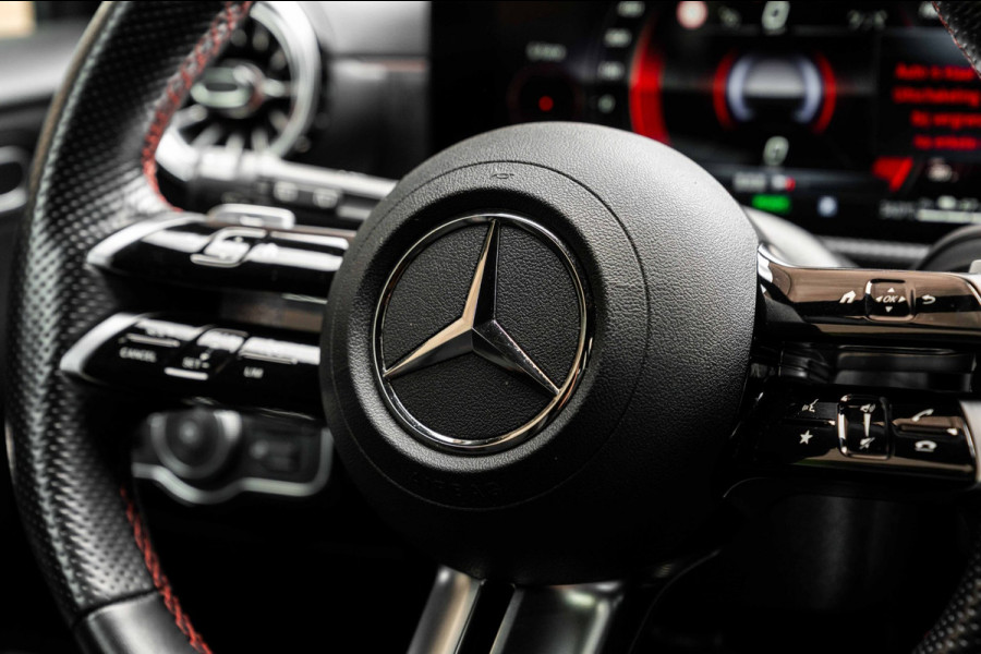 Mercedes-Benz A-Klasse 250 e AMG Line 218 PK 1e Eig Sfeerverlichting Widescreen Keyless Camera 19''