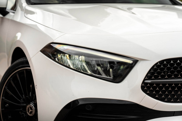 Mercedes-Benz A-Klasse 250 e AMG Line 218 PK 1e Eig Sfeerverlichting Widescreen Keyless Camera 19''