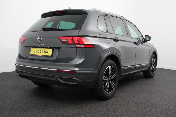 Volkswagen Tiguan 1.5 TSI DSG Active Navigatie Climate Control Adaptive Cruise Camera Control Led Dab Stoelverwarming Lichtmetalen Velgen