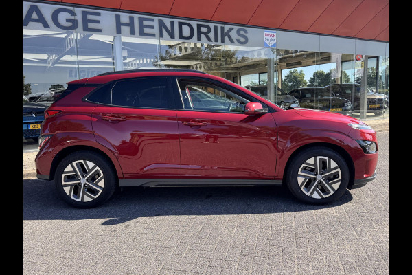 Hyundai Kona EV Comfort Smart 64 kWh | SOH: 96,0% | 3 Fase | Adaptive CC | Navi | Camera | Stoelverwarming | Climate |