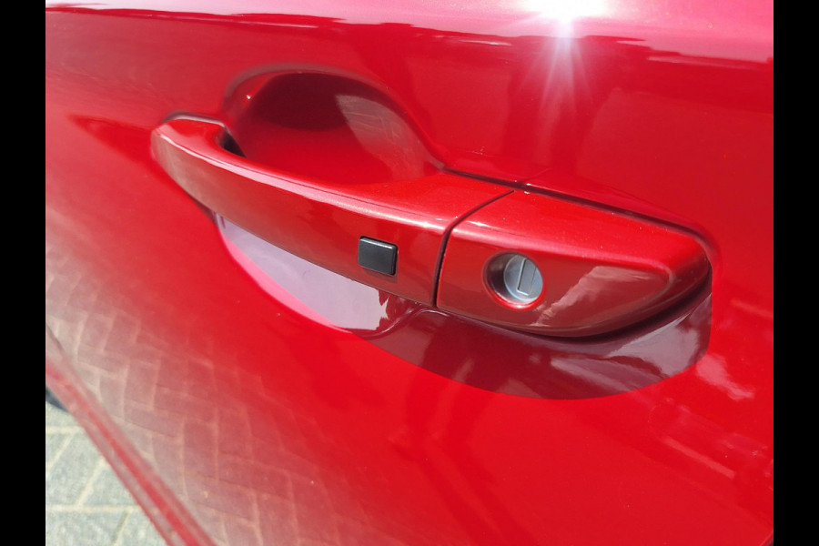 Hyundai Kona EV Comfort Smart 64 kWh | SOH: 96,0% | 3 Fase | Adaptive CC | Navi | Camera | Stoelverwarming | Climate |