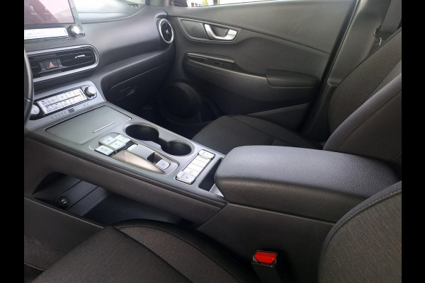 Hyundai Kona EV Comfort Smart 64 kWh | SOH: 96,0% | 3 Fase | Adaptive CC | Navi | Camera | Stoelverwarming | Climate |