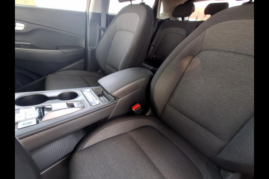 Hyundai Kona EV Comfort Smart 64 kWh | SOH: 96,0% | 3 Fase | Adaptive CC | Navi | Camera | Stoelverwarming | Climate |