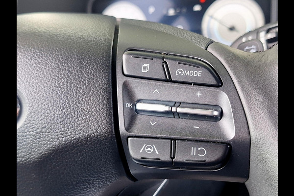 Hyundai Kona EV Comfort Smart 64 kWh | SOH: 96,0% | 3 Fase | Adaptive CC | Navi | Camera | Stoelverwarming | Climate |