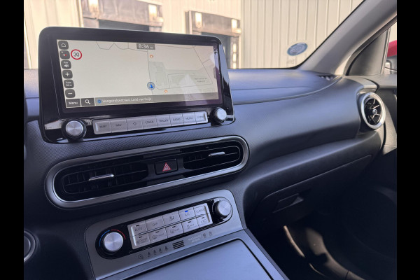 Hyundai Kona EV Comfort Smart 64 kWh | SOH: 96,0% | 3 Fase | Adaptive CC | Navi | Camera | Stoelverwarming | Climate |