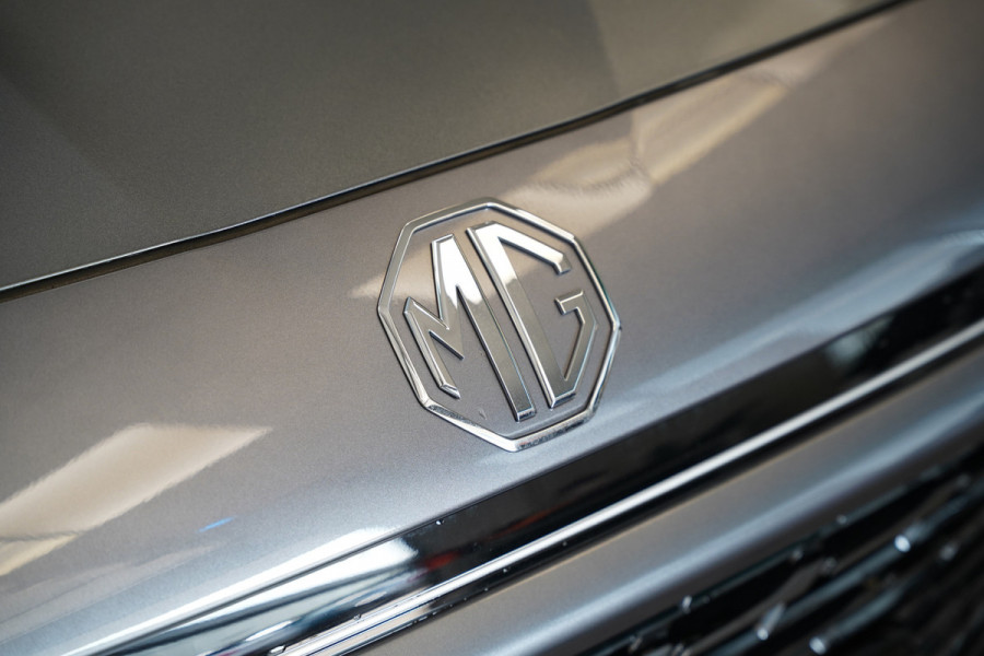 MG MG HS PHEV 1.5 Luxury 360 Camera Leder ACC Elek. Stoelverstelling 24 Maanden garantie* (Vraag naar de voorwaarden)