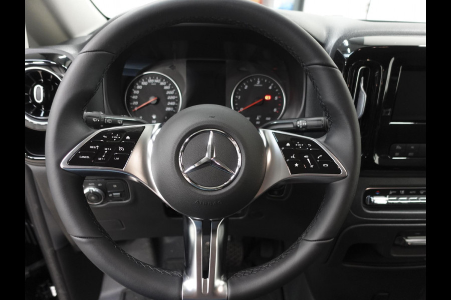 Mercedes-Benz Vito 114 CDI L2 Select Dubbele Cabine Trekhaak Navigatie Apple Carplay/Android Auto Camera Parkeersensoren Cruise Control Climate control Leder Lichtmetalen velgen Getinte ramen