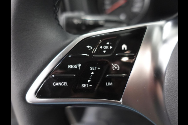 Mercedes-Benz Vito 114 CDI L2 Select Dubbele Cabine Trekhaak Navigatie Apple Carplay/Android Auto Camera Parkeersensoren Cruise Control Climate control Leder Lichtmetalen velgen Getinte ramen