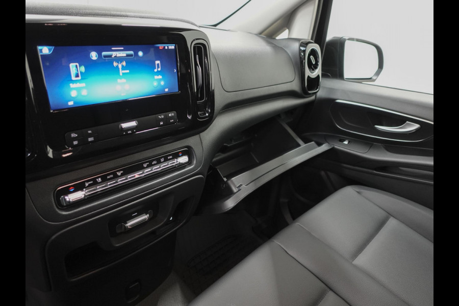 Mercedes-Benz Vito 114 CDI L2 Select Dubbele Cabine Trekhaak Navigatie Apple Carplay/Android Auto Camera Parkeersensoren Cruise Control Climate control Leder Lichtmetalen velgen Getinte ramen