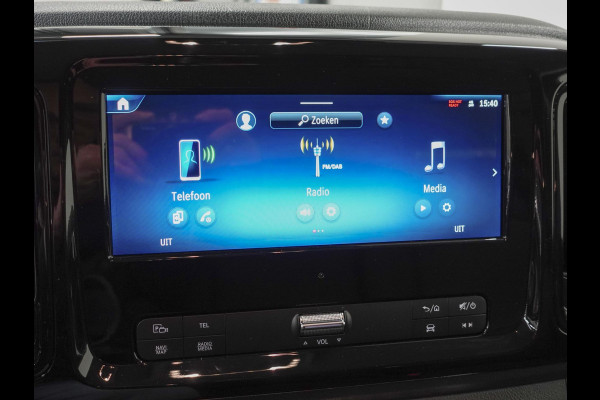Mercedes-Benz Vito 114 CDI L2 Select Dubbele Cabine Trekhaak Navigatie Apple Carplay/Android Auto Camera Parkeersensoren Cruise Control Climate control Leder Lichtmetalen velgen Getinte ramen