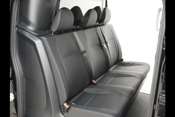 Mercedes-Benz Vito 114 CDI L2 Select Dubbele Cabine Trekhaak Navigatie Apple Carplay/Android Auto Camera Parkeersensoren Cruise Control Climate control Leder Lichtmetalen velgen Getinte ramen