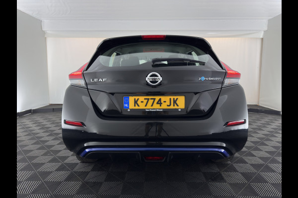 Nissan Leaf Acenta 40 kWh Aut. *HEATPUMP | ADAPTIVE-CRUISE | KEYLESS | TOPVIEW | NAVI-FULLMAP | BLINDSPOT | DAB+ | HEATED-COMFORTSEATS | DIGI-COCKPIT | PRIVACYGLASS | 16"ALU*