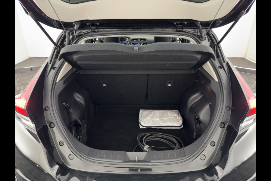Nissan Leaf Acenta 40 kWh Aut. *HEATPUMP | ADAPTIVE-CRUISE | KEYLESS | TOPVIEW | NAVI-FULLMAP | BLINDSPOT | DAB+ | HEATED-COMFORTSEATS | DIGI-COCKPIT | PRIVACYGLASS | 16"ALU*