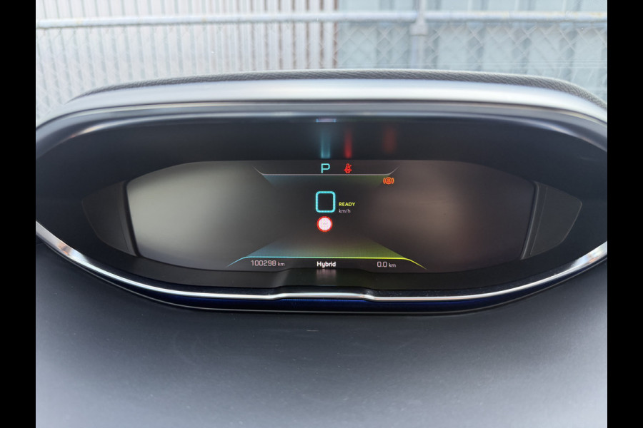 Peugeot 3008 225pk HYbrid Allure Pack Business (Trekhaak - Elektrische klep - 360gr Camera - LED - Automatische Airco - Navigatie - Apple Car