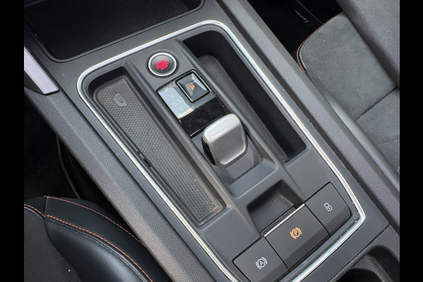 Seat Leon Sportstourer 1.5 eTSI FR Business SCHUIFDAK/LEDER/VIRTUAL/TREKH.WEGKLAPBAAR