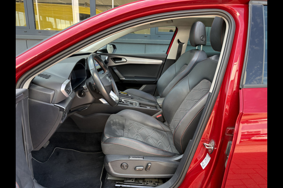 Seat Leon Sportstourer 1.5 eTSI FR Business SCHUIFDAK/LEDER/VIRTUAL/TREKH.WEGKLAPBAAR
