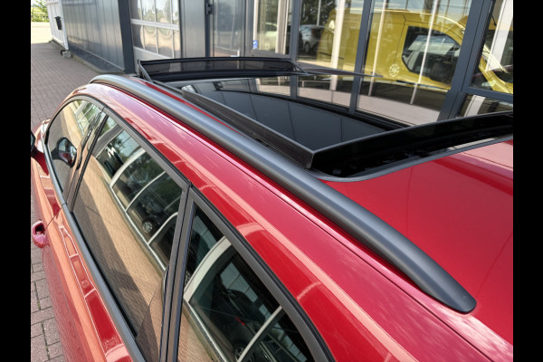 Seat Leon Sportstourer 1.5 eTSI FR Business SCHUIFDAK/LEDER/VIRTUAL/TREKH.WEGKLAPBAAR