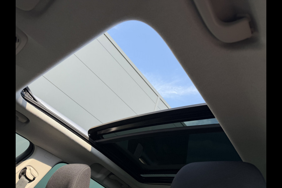 Citroën C3 Aircross 110pk Shine (Elektrisch Schuifdak - trekhaak - Camera - Parkeersensoren V+A - Automatische Airco - Navigatie - Apple carplay)
