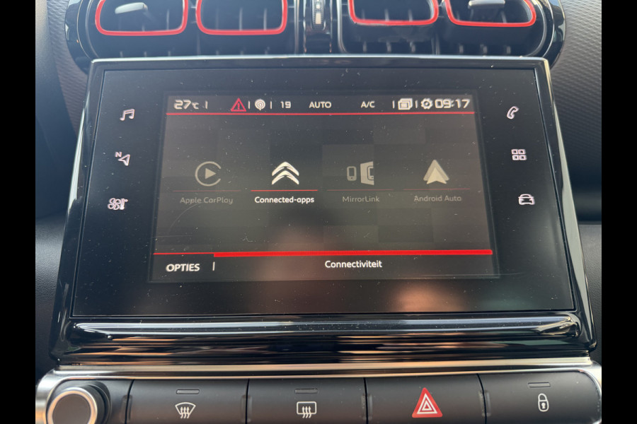 Citroën C3 Aircross 110pk Shine (Elektrisch Schuifdak - trekhaak - Camera - Parkeersensoren V+A - Automatische Airco - Navigatie - Apple carplay)