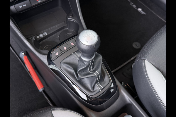 Kia Picanto 1.0 DPI GT-Line - Climate Control - Cruise Control - Navigatie - Apple Carplay / Android Auto - Lederen bekleding - Fabrieksgarantie tot 01-2032