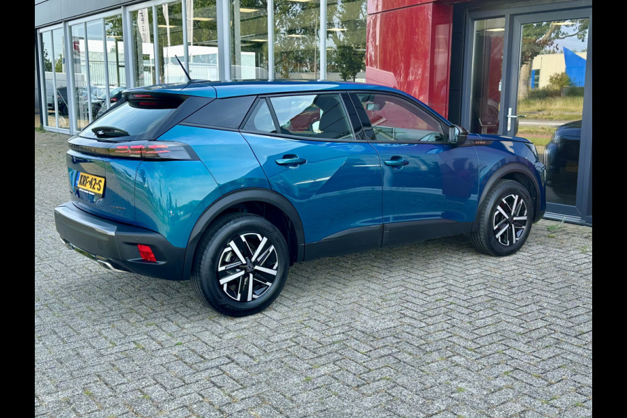 Peugeot 2008 1.2 Hybrid 145 Style Automaat | Apple/Android CarPlay