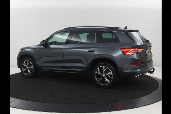 Škoda Kodiaq 1.5 TSI Sportline Business 7p. | Trekhaak | Memory | Stuur/stoel verwarming | Leder/alcantara | Carplay | Adaptive cruise | Camera | Park assist | Dodehoek detectie |