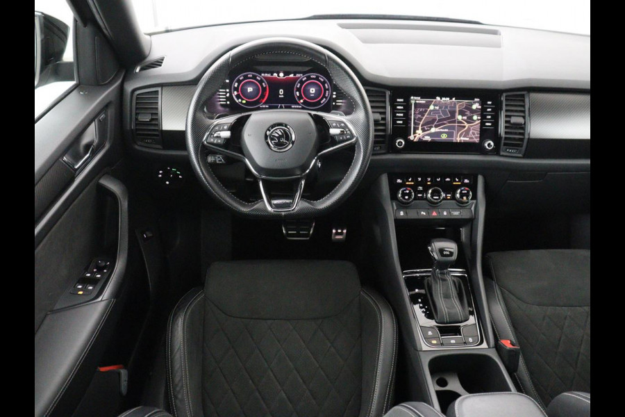 Škoda Kodiaq 1.5 TSI Sportline Business 7p. | Trekhaak | Memory | Stuur/stoel verwarming | Leder/alcantara | Carplay | Adaptive cruise | Camera | Park assist | Dodehoek detectie |