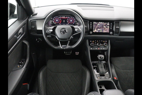 Škoda Kodiaq 1.5 TSI Sportline Business 7p. | Trekhaak | Memory | Stuur/stoel verwarming | Leder/alcantara | Carplay | Adaptive cruise | Camera | Park assist | Dodehoek detectie |