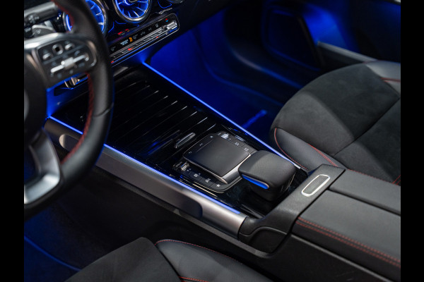 Mercedes-Benz EQB 250 AMG Line 67 kWh, Night Pakket, Wide Screen, Ambiënte Light, Apple Carplay, Navi, Camera, Cruise, Clima,