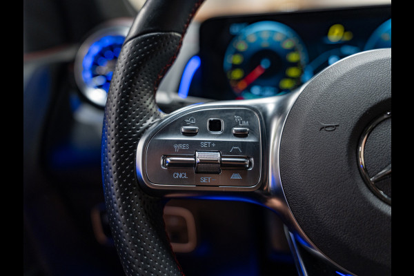 Mercedes-Benz EQB 250 AMG Line 67 kWh, Night Pakket, Wide Screen, Ambiënte Light, Apple Carplay, Navi, Camera, Cruise, Clima,