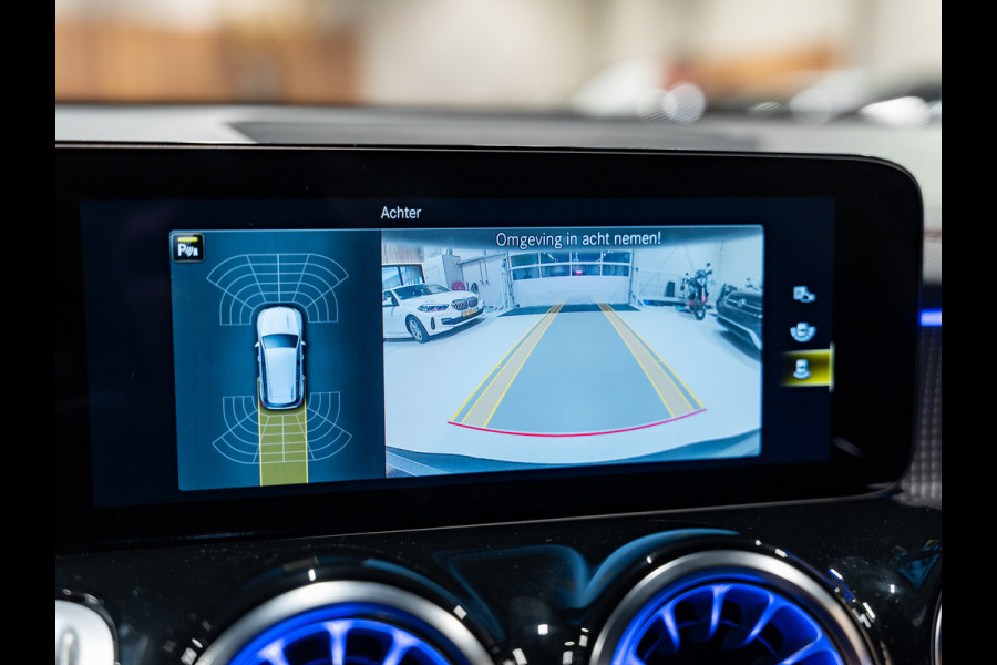 Mercedes-Benz EQB 250 AMG Line 67 kWh, Night Pakket, Wide Screen, Ambiënte Light, Apple Carplay, Navi, Camera, Cruise, Clima,