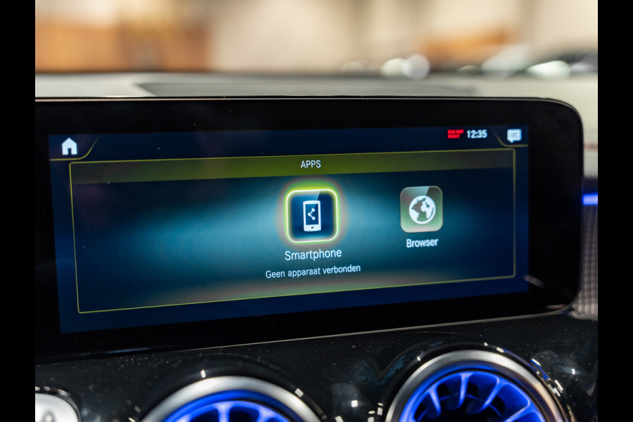 Mercedes-Benz EQB 250 AMG Line 67 kWh, Night Pakket, Wide Screen, Ambiënte Light, Apple Carplay, Navi, Camera, Cruise, Clima,