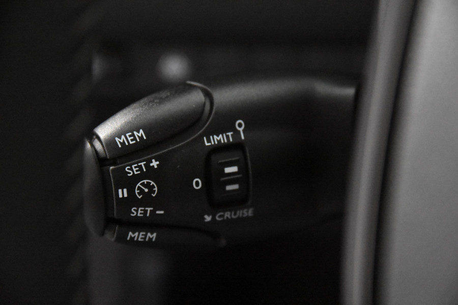 Peugeot 208 Active *1ste Eigenaar*Navigatie*Carplay*Cruise Control*