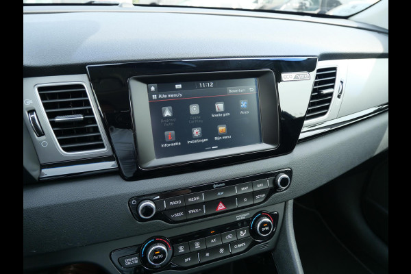 Kia Niro 1.6 GDi Hybrid Design Edition | Schuif kantel dak | Stoel en stuur verwarming | Trekhaak | Navigatie | Cruise Control | lichtmetalen velgen 18 inch