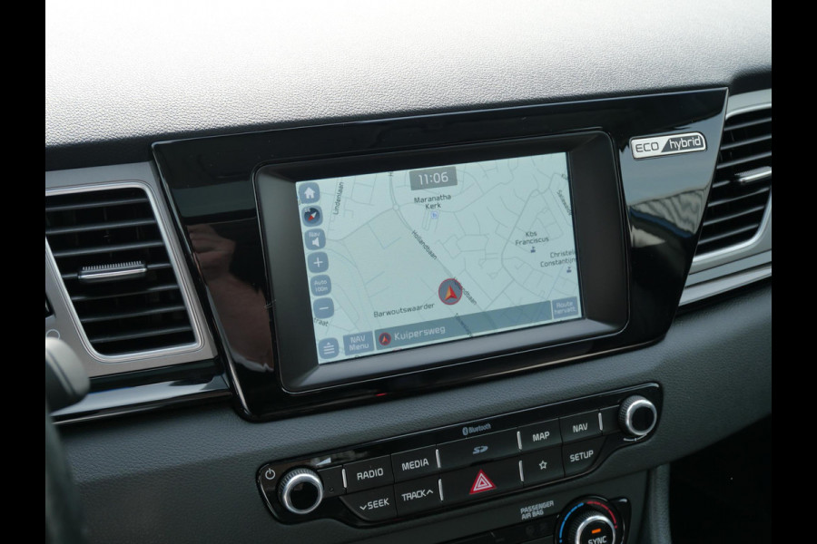 Kia Niro 1.6 GDi Hybrid Design Edition | Schuif kantel dak | Stoel en stuur verwarming | Trekhaak | Navigatie | Cruise Control | lichtmetalen velgen 18 inch