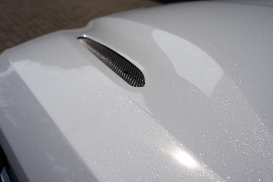 Aston Martin DB11 Volante 4.0 V8 / B&O Advanced / Dealer Serviced
