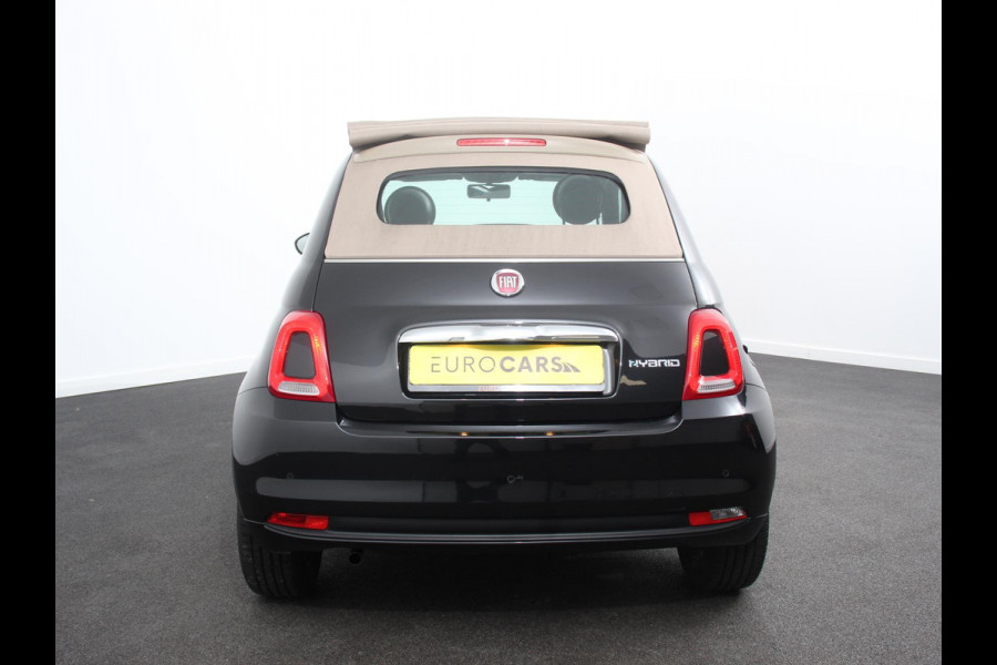 Fiat 500C 1.0 Hybrid Club Navigatie Apple Carplay/Android Auto Airco Cruise control Lichtmetalen velgen Elektrische ramen Parkeersensoren achter