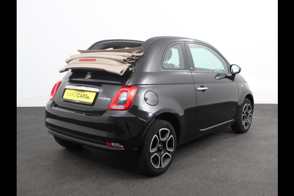 Fiat 500C 1.0 Hybrid Club Navigatie Apple Carplay/Android Auto Airco Cruise control Lichtmetalen velgen Elektrische ramen Parkeersensoren achter