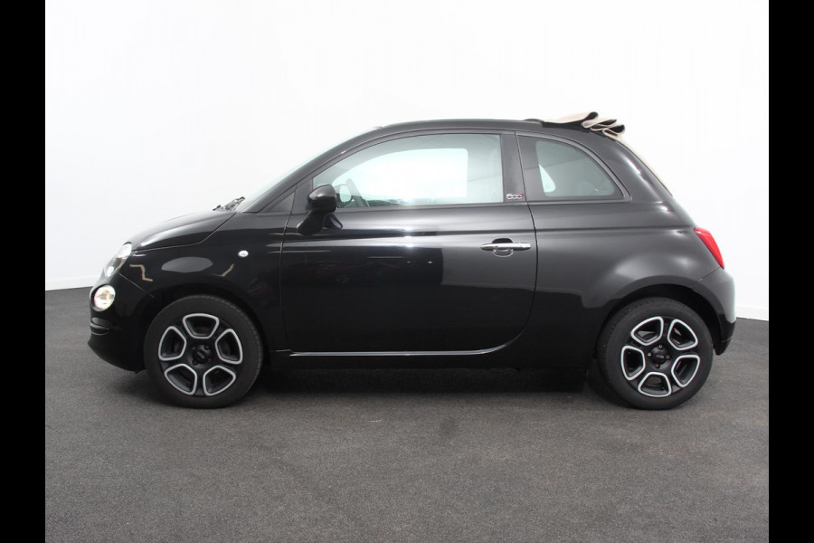 Fiat 500C 1.0 Hybrid Club Navigatie Apple Carplay/Android Auto Airco Cruise control Lichtmetalen velgen Elektrische ramen Parkeersensoren achter