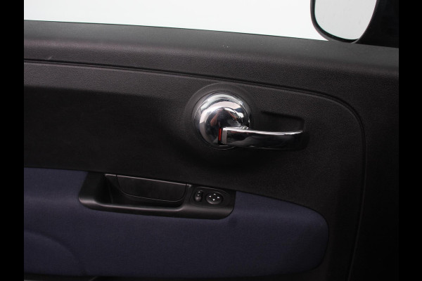Fiat 500C 1.0 Hybrid Club Navigatie Apple Carplay/Android Auto Airco Cruise control Lichtmetalen velgen Elektrische ramen Parkeersensoren achter