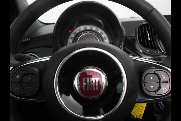 Fiat 500C 1.0 Hybrid Club Navigatie Apple Carplay/Android Auto Airco Cruise control Lichtmetalen velgen Elektrische ramen Parkeersensoren achter