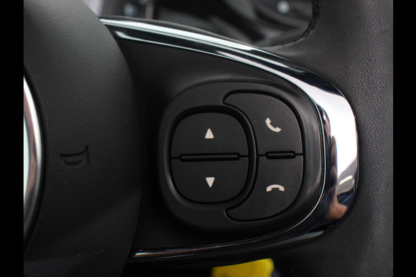 Fiat 500C 1.0 Hybrid Club Navigatie Apple Carplay/Android Auto Airco Cruise control Lichtmetalen velgen Elektrische ramen Parkeersensoren achter