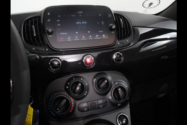 Fiat 500C 1.0 Hybrid Club Navigatie Apple Carplay/Android Auto Airco Cruise control Lichtmetalen velgen Elektrische ramen Parkeersensoren achter