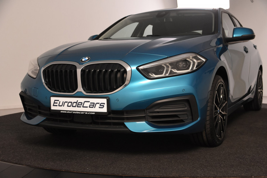 BMW 1-serie 116i *1ste Eigenaar*Navigatie*Stoelverwarming*18" M-Sport Velgen*