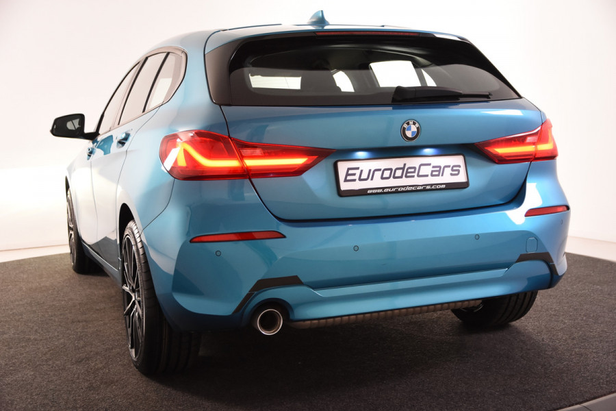 BMW 1-serie 116i *1ste Eigenaar*Navigatie*Stoelverwarming*18" M-Sport Velgen*