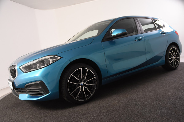 BMW 1-serie 116i *1ste Eigenaar*Navigatie*Stoelverwarming*18" M-Sport Velgen*